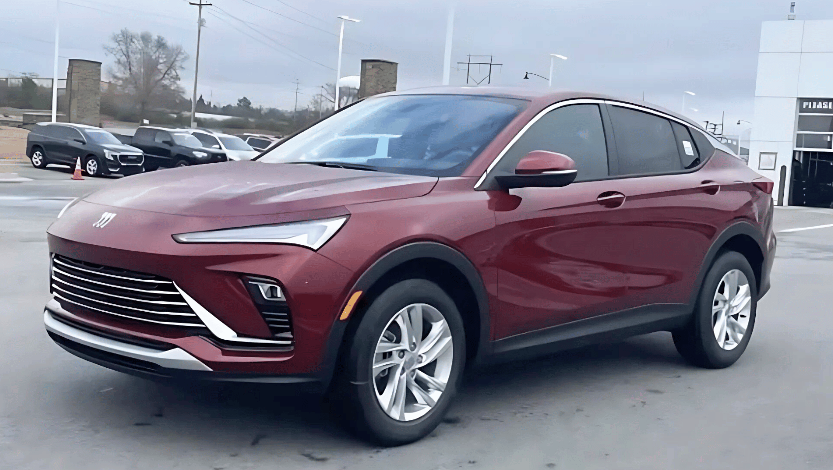 2025 Buick Envista Front