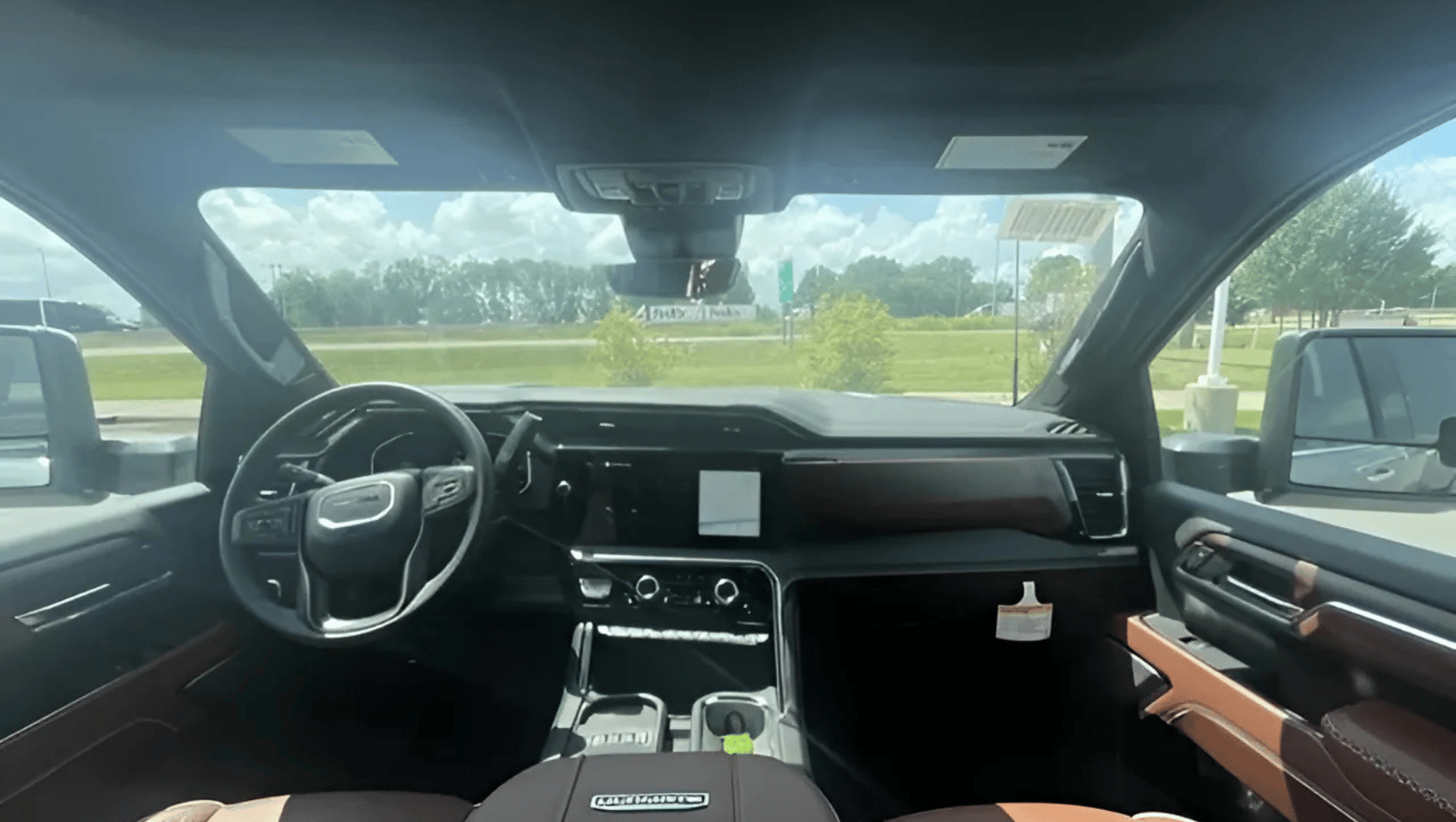 Interior View of the 2025 GMC Sierra 3500 HD